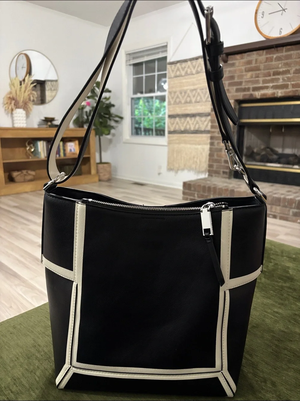 Calvin Klein Black & Cream Leather Faux Leather Shoulder Crossbody Bag